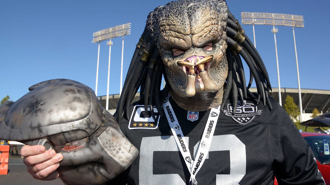 Chiefs DE Walker, an ex-Raider, says Oakland mess 'not as bad as it seems'